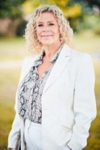 Lisa Barker